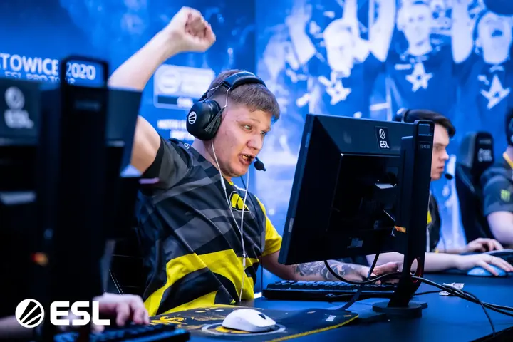 CEO NAVI revealed details of  s1mple 's transfer from Liquid